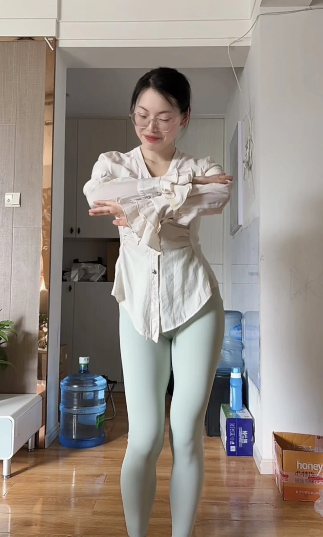 薄荷绿和瑜伽裤绝配?