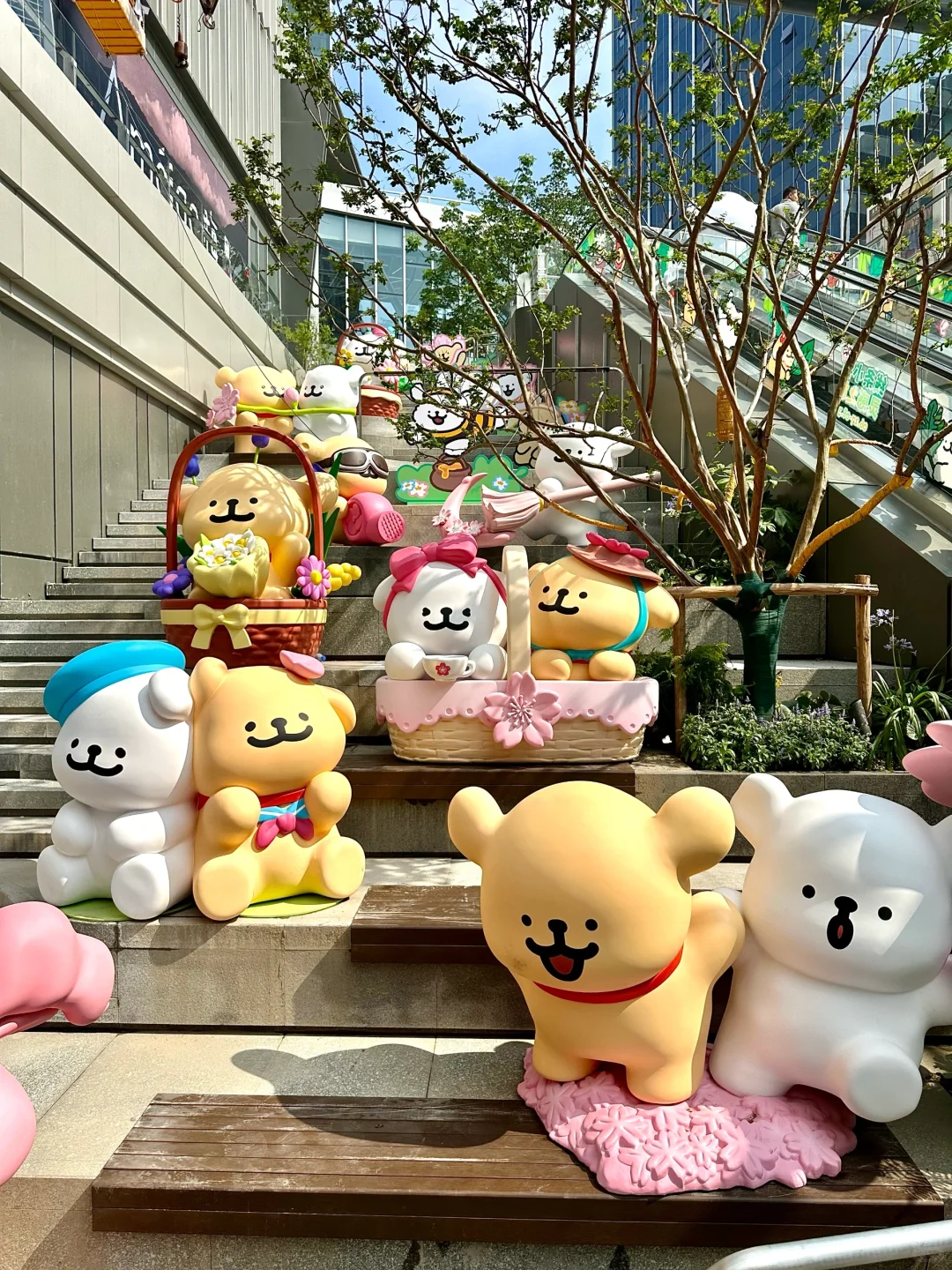 上海线条小狗痛楼诞生了?全国首展太可爱了