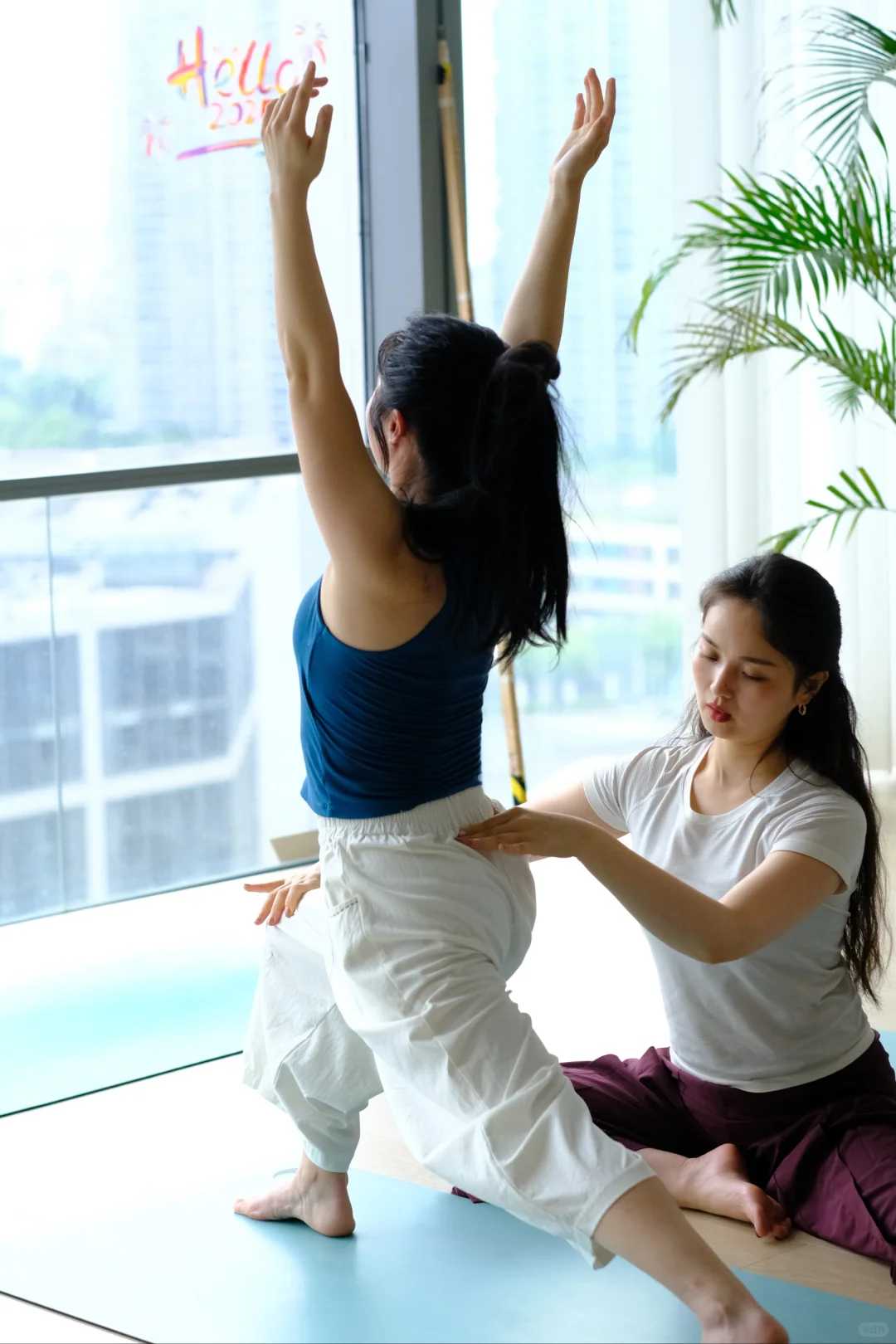 那就穿着自制的瑜伽裤去上课吧～