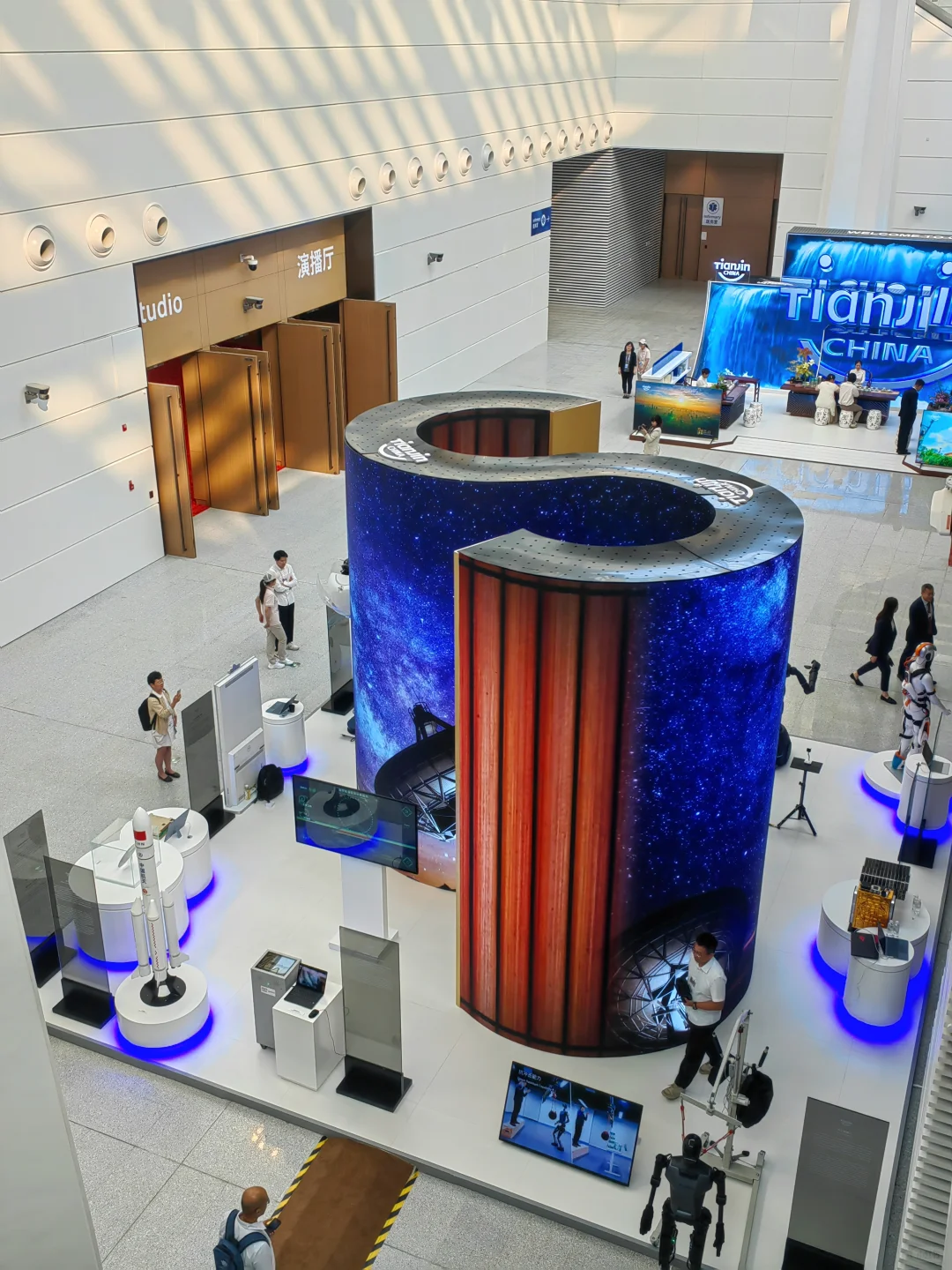 2025夏季达沃斯论坛 | 会场开放参观开启