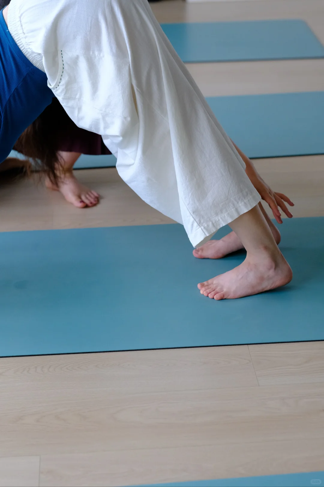 那就穿着自制的瑜伽裤去上课吧～