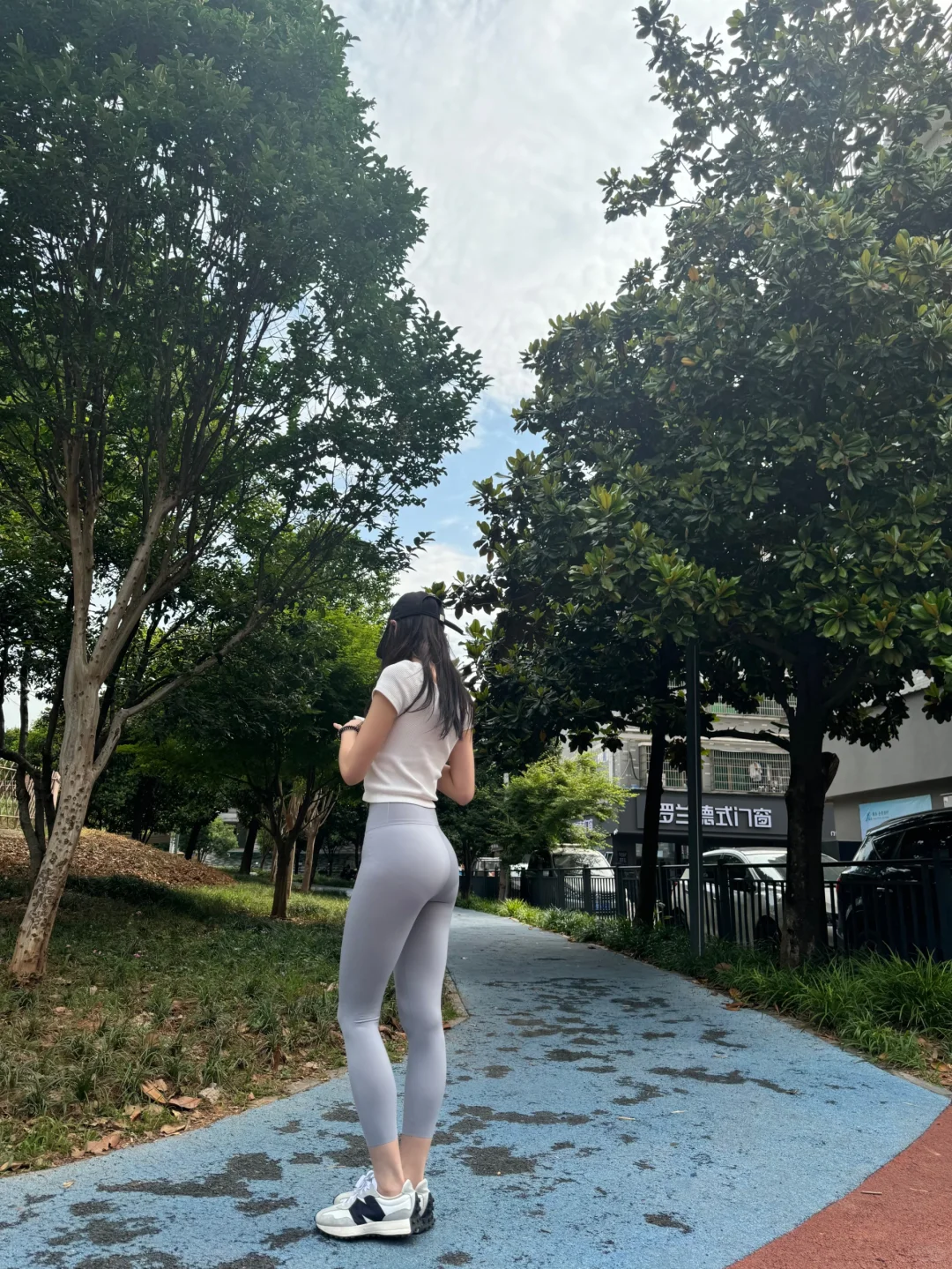 春夏瑜伽裤是它了！