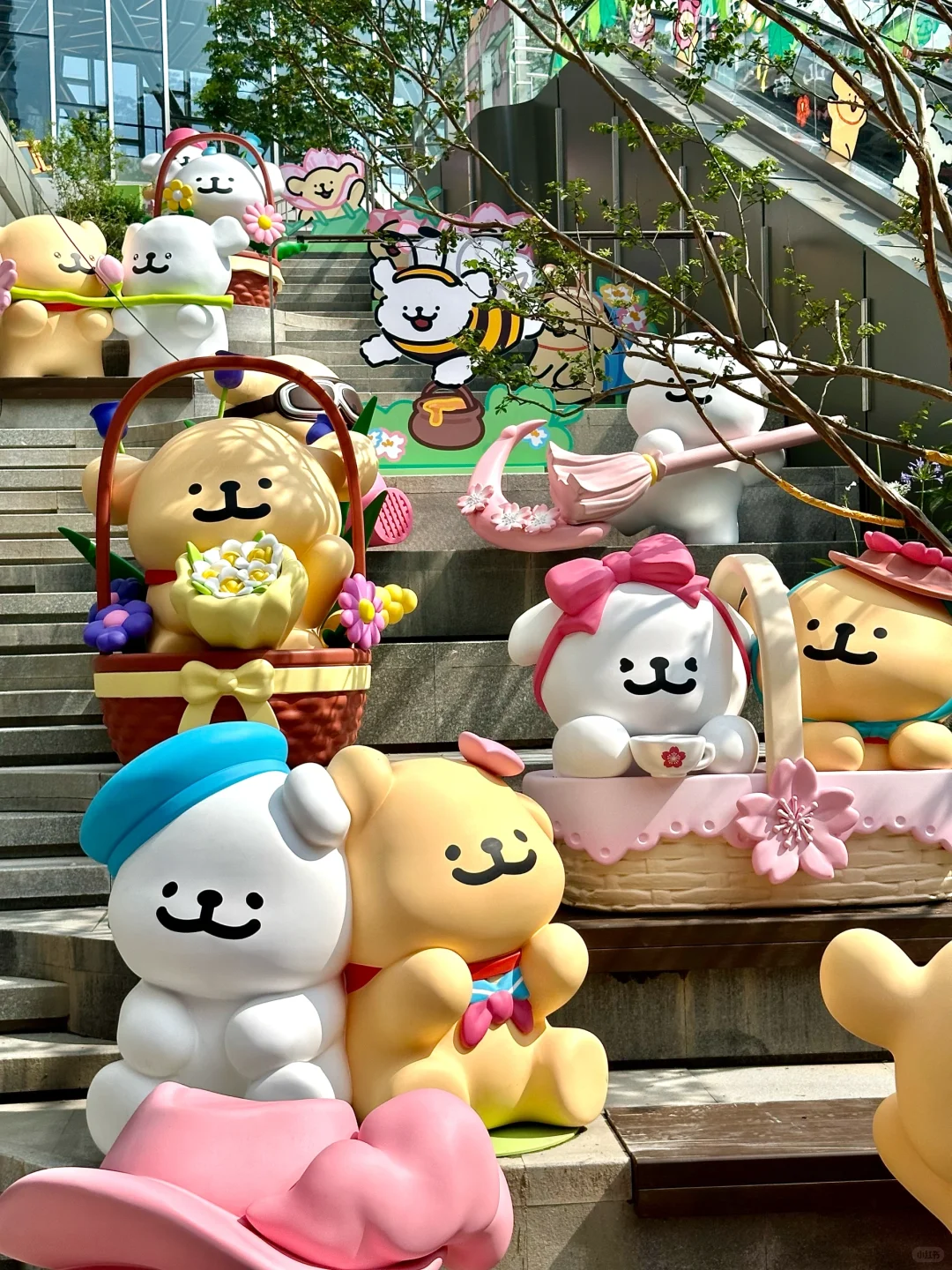 上海线条小狗痛楼诞生了?全国首展太可爱了