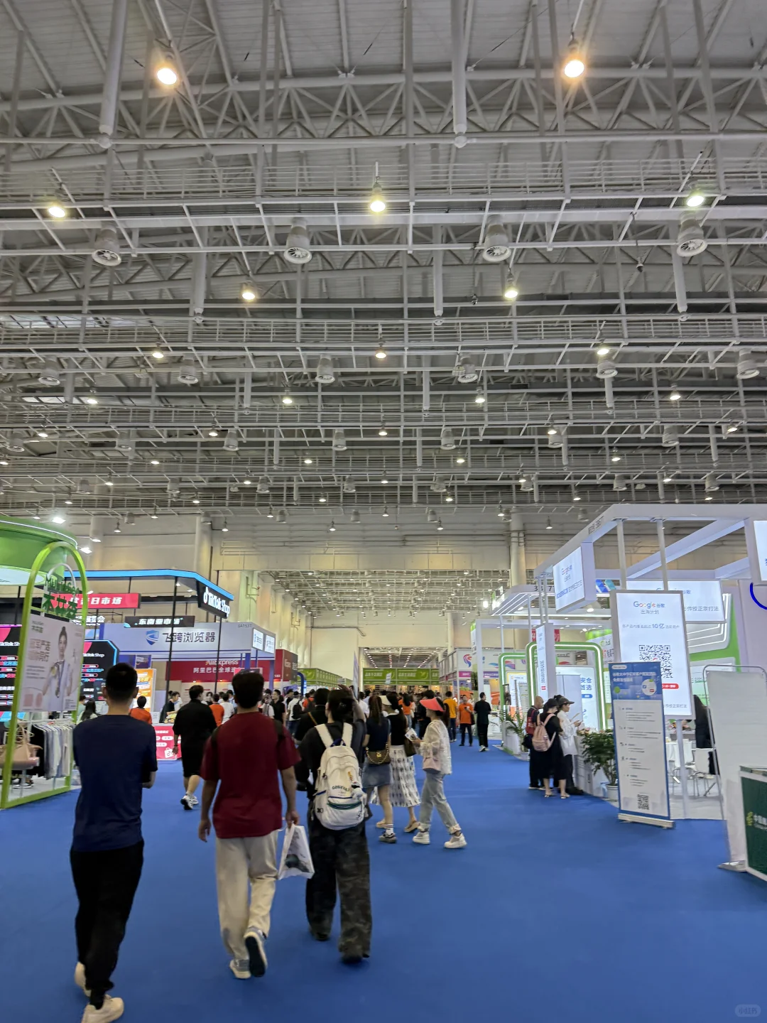 00后tob销售新人，月入过万展会拓客的一天