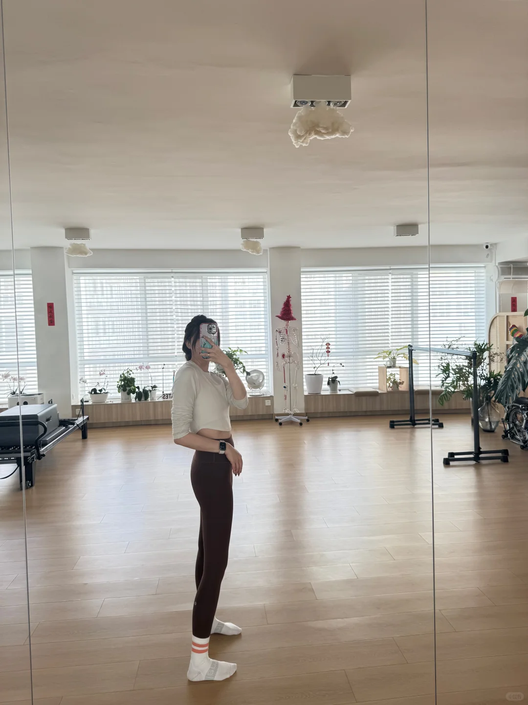 Alo 还是Lululemon？