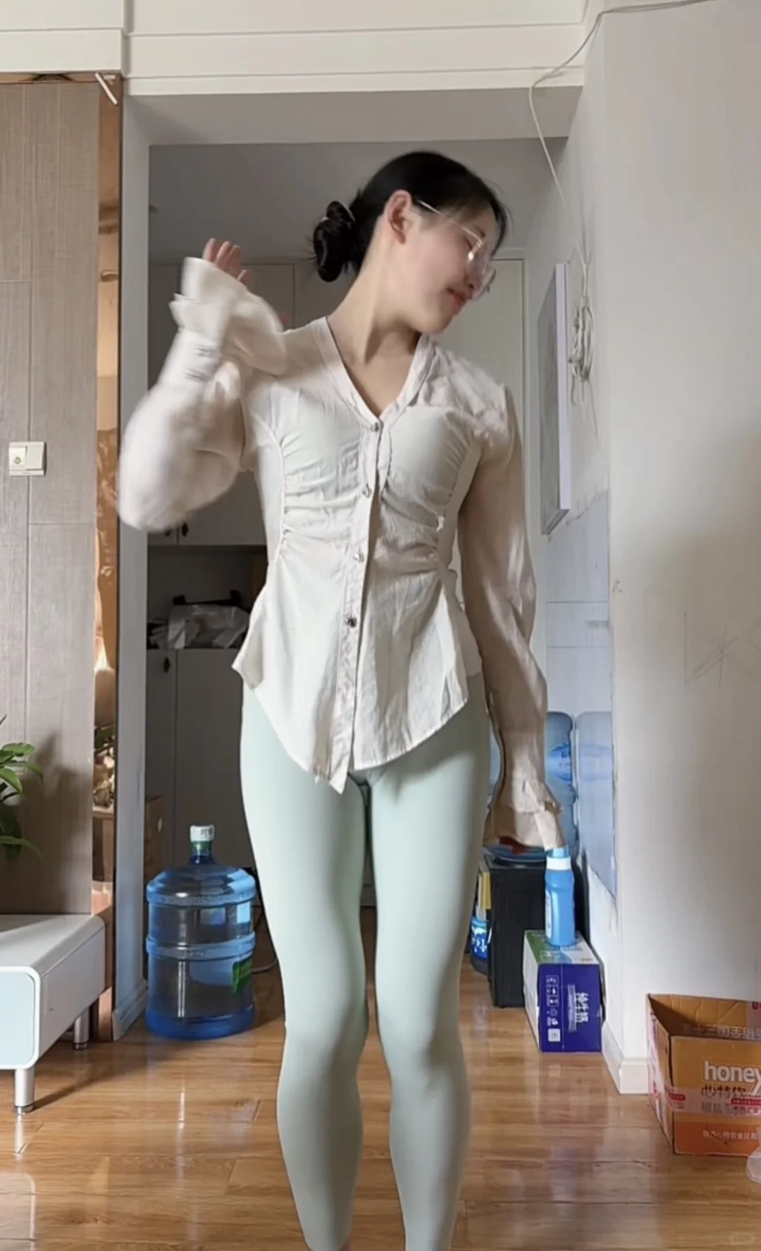 薄荷绿和瑜伽裤绝配?