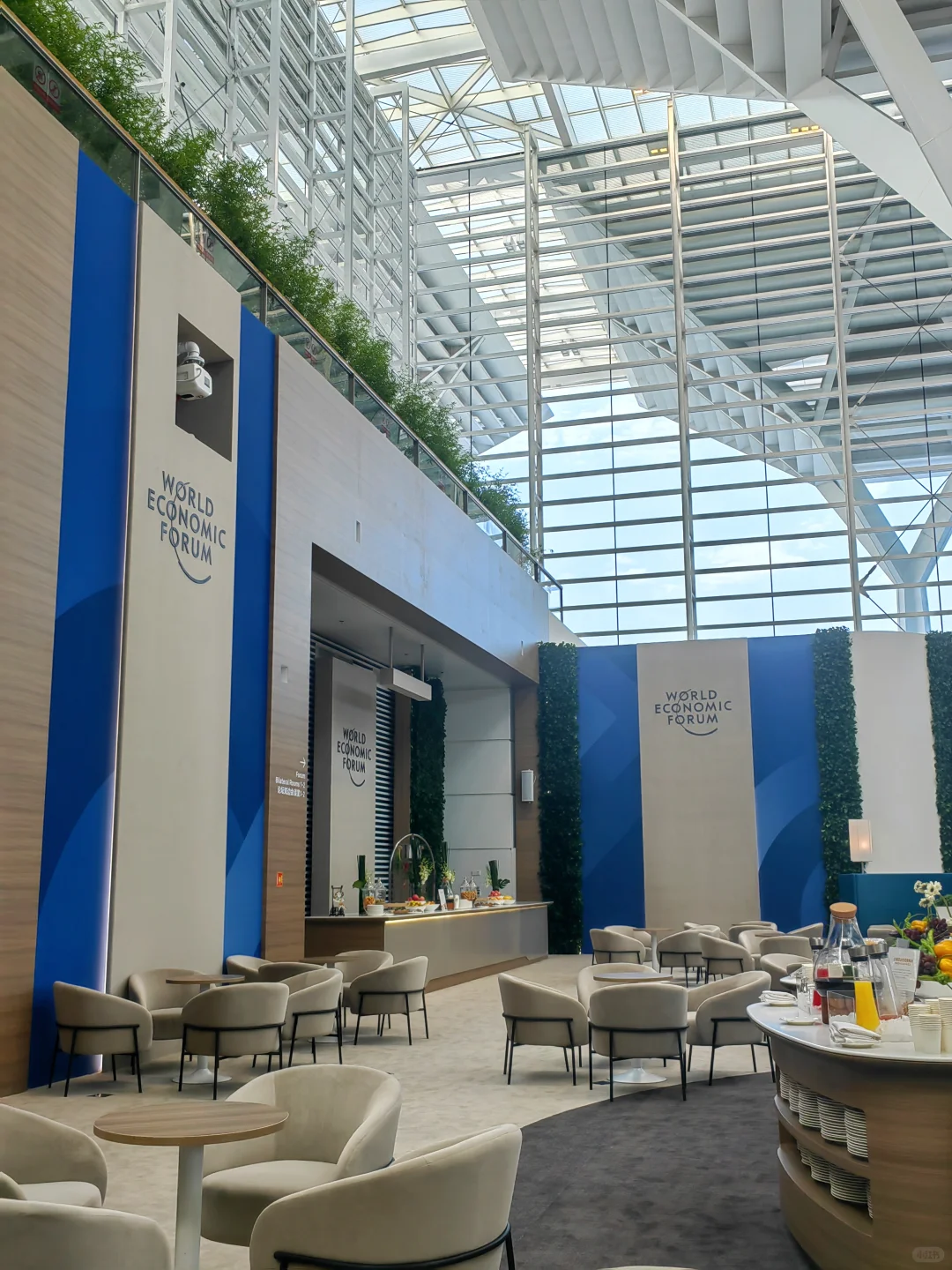 2025夏季达沃斯论坛 | 会场开放参观开启