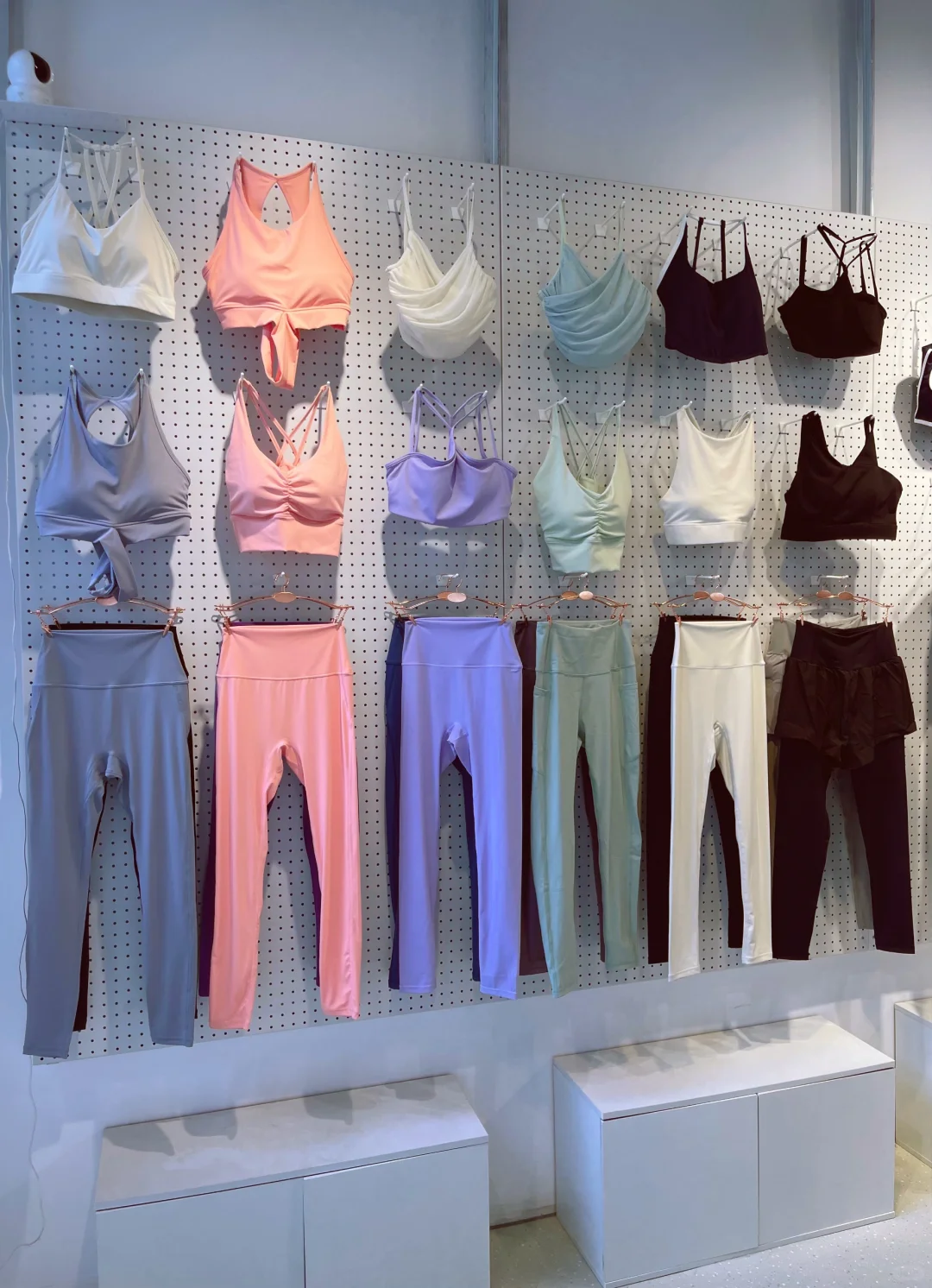 SOS~这瑜伽服我受不了了，穿上被问八百次