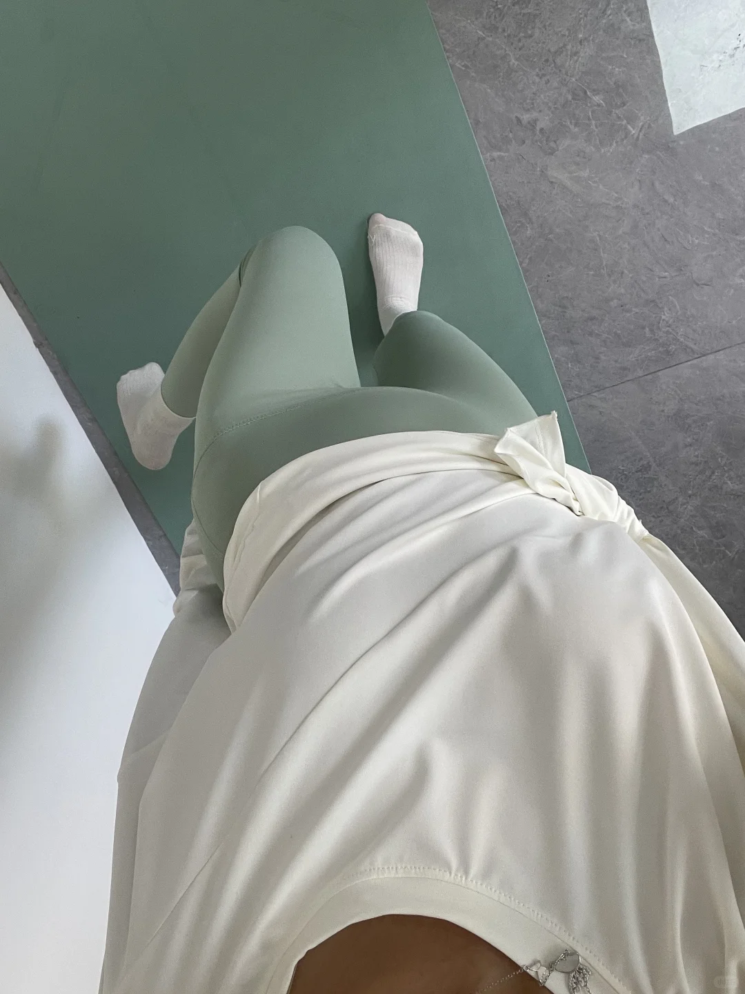 随手入20+?瑜伽裤竟成我的心头好！不显T区