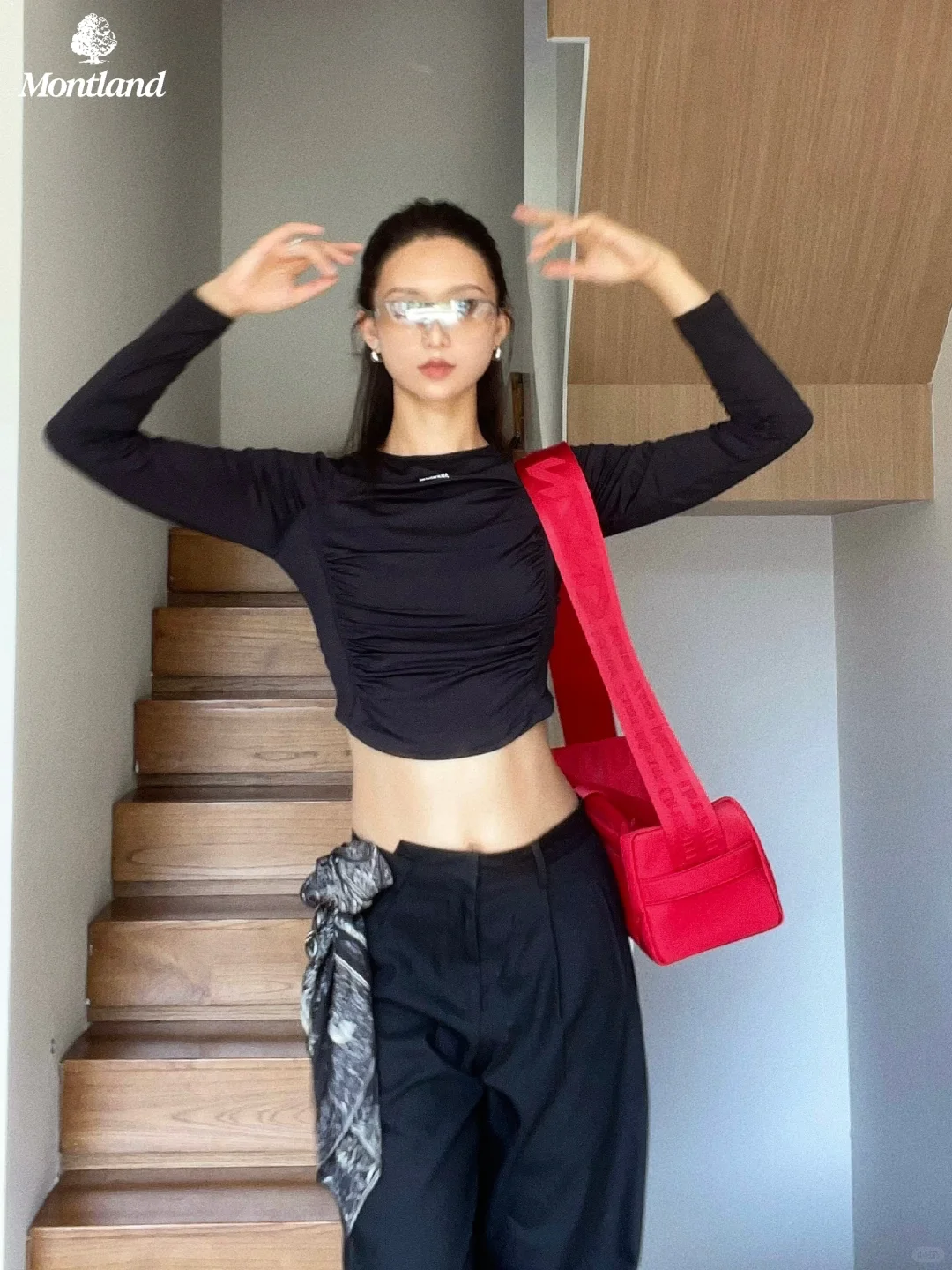 穿点小帅的瑜伽服 朋克摇滚女孩上线?