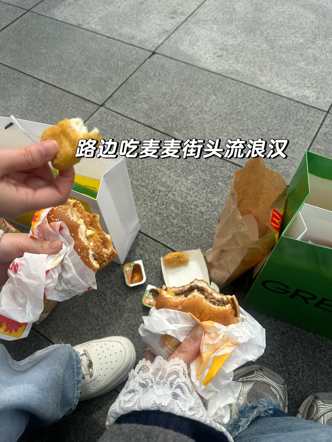 01女生参加各大展会建联渠道