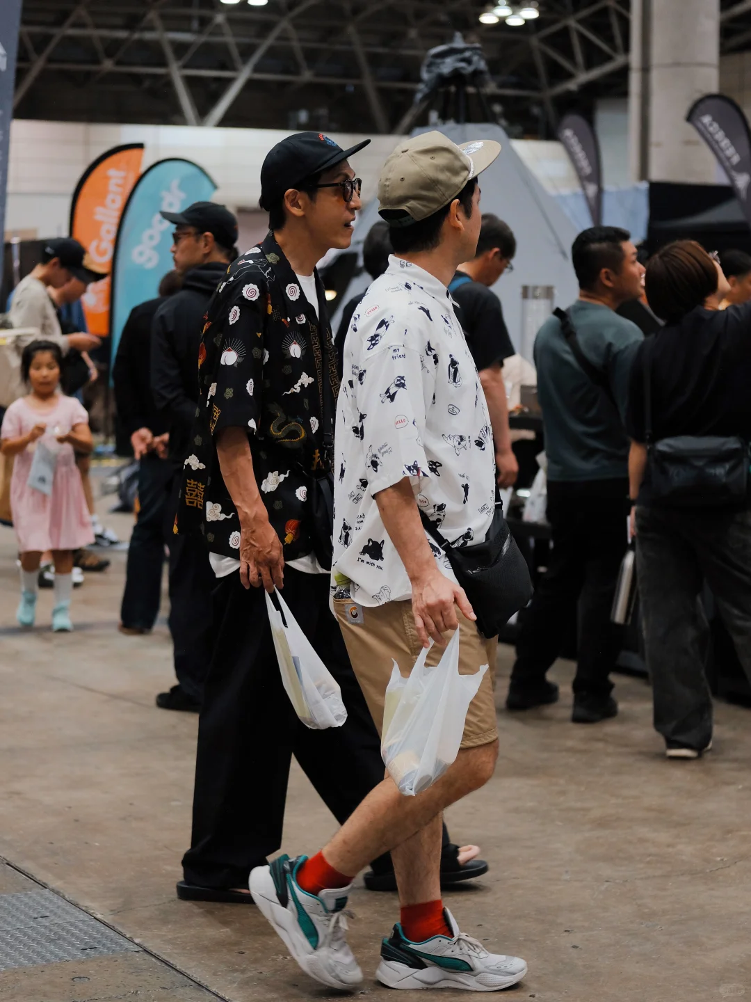 在日本顶尖户外展会上，大家都穿什么？