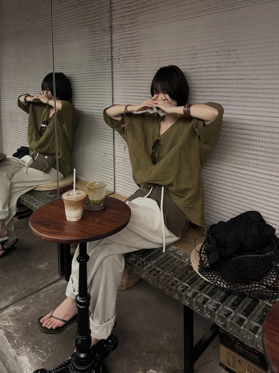 连咖啡都是绿色的