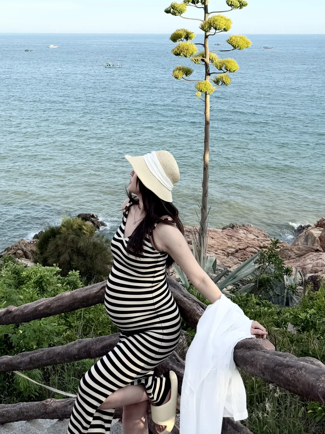 长条纹yyds | 孕期海边穿搭～