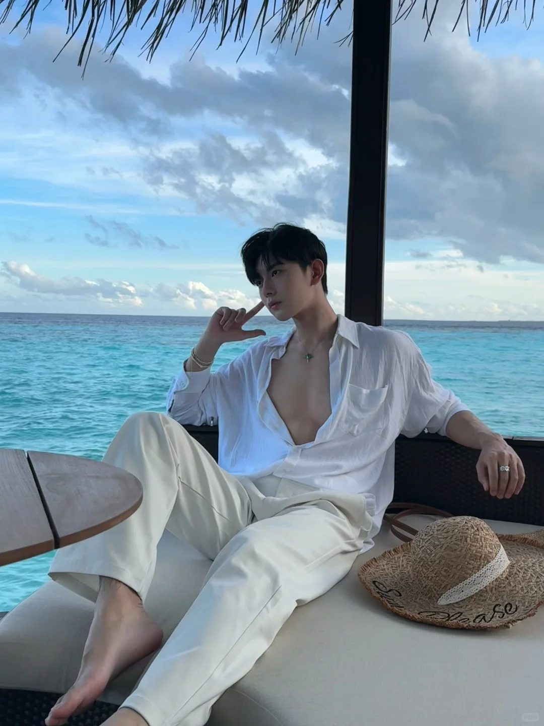 来马代旅行别再穿花花绿绿的了！