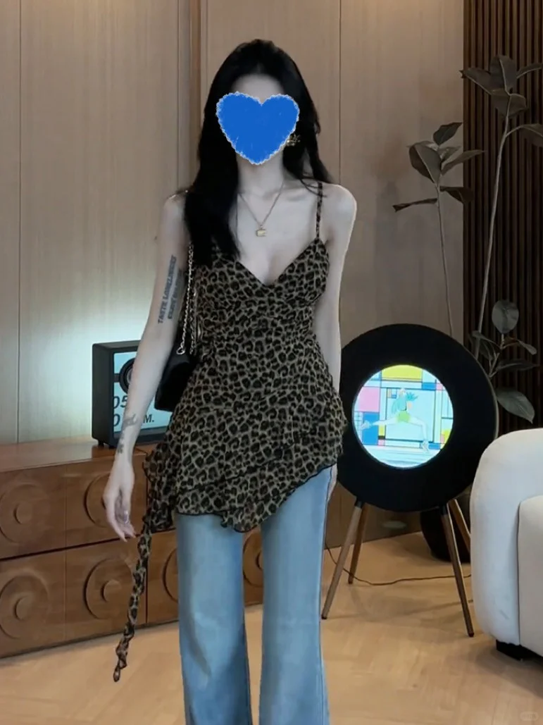 ✨辣妹风豹纹上衣上新啦～