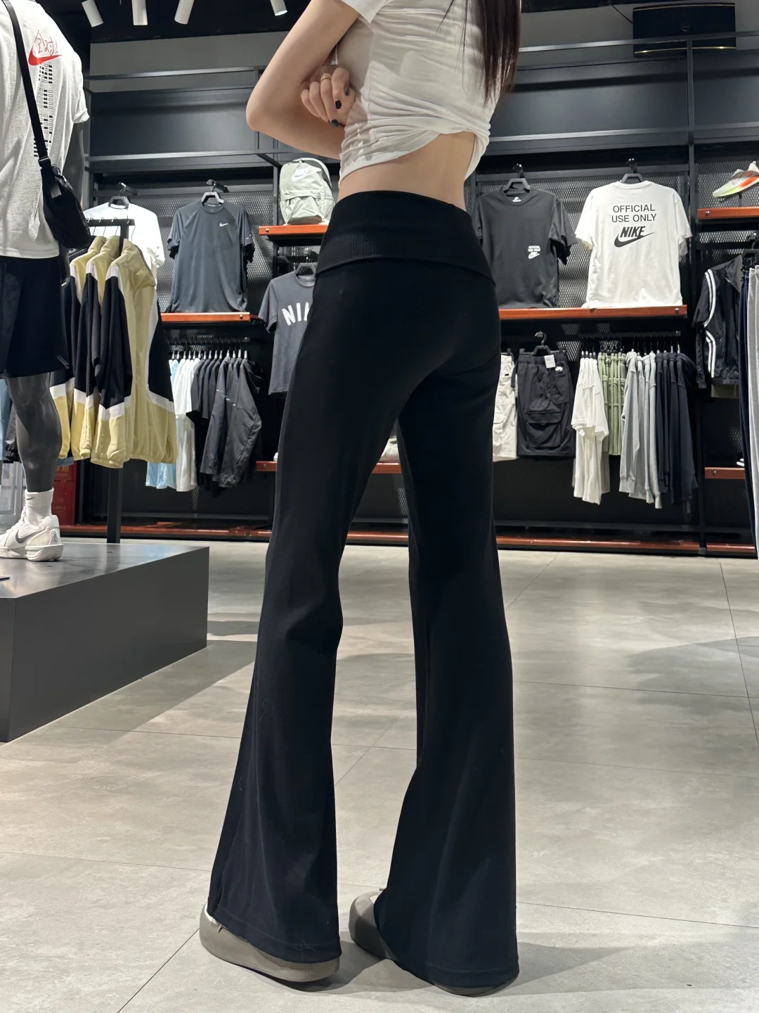 才59?我愿称之为春夏显瘦神裤?巨遮胯显瘦