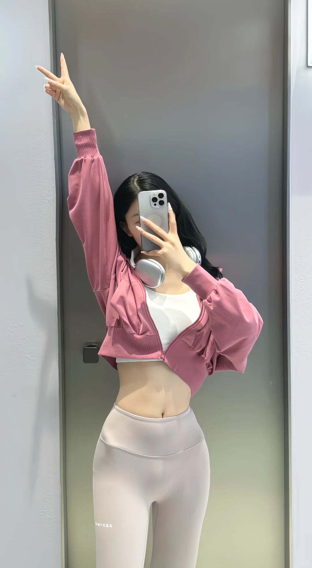 一整个爱上瑜伽服了瑜伽服！