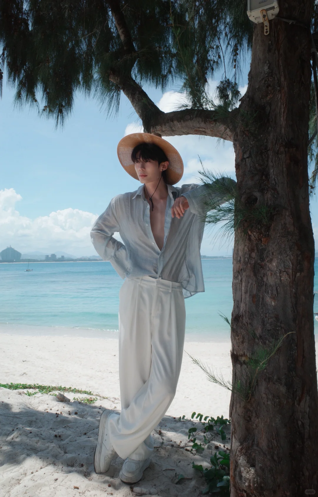 海边拍照姿势大公开 ?? 6G光速入夏！