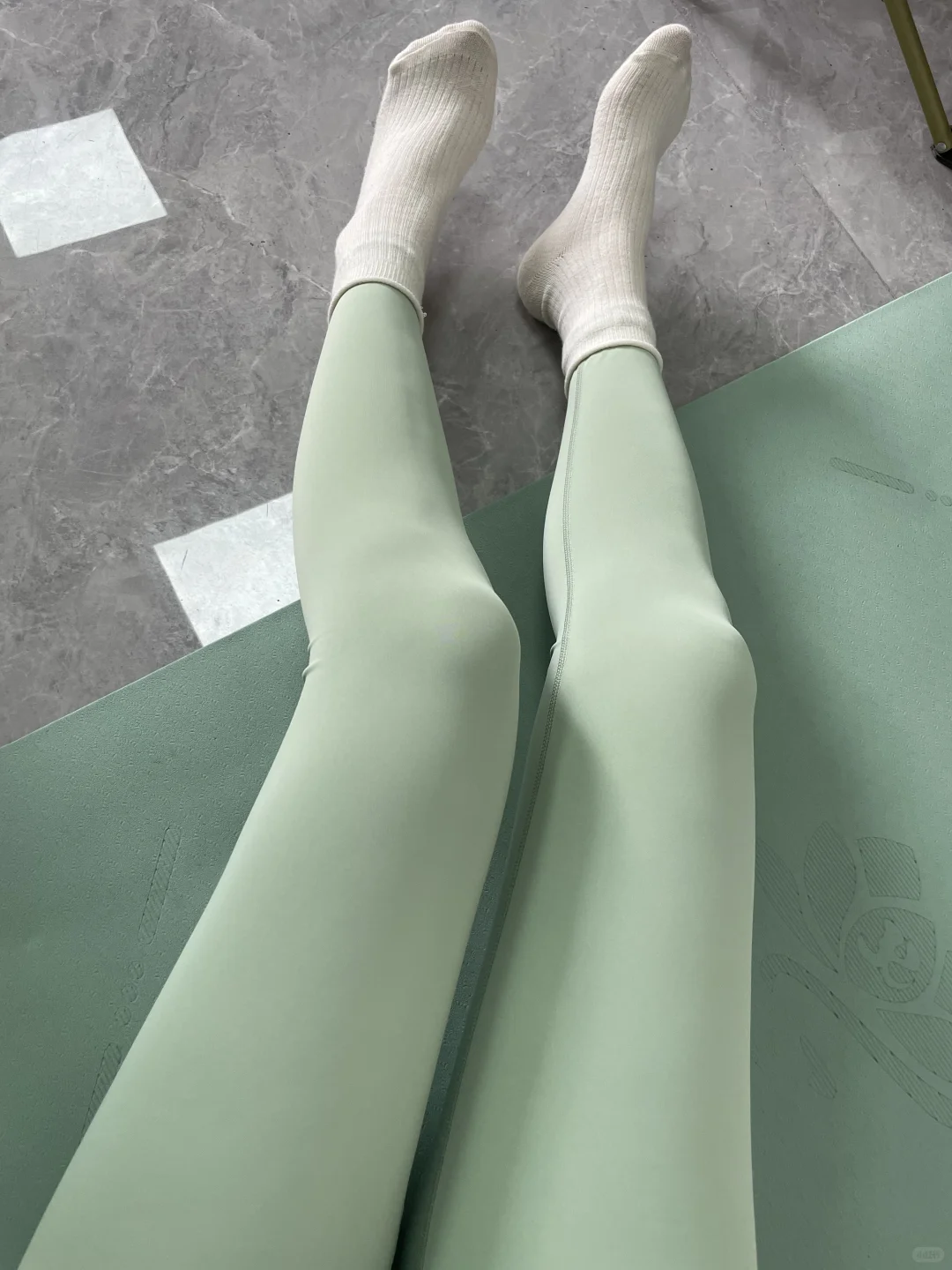 随手入20+?瑜伽裤竟成我的心头好！不显T区