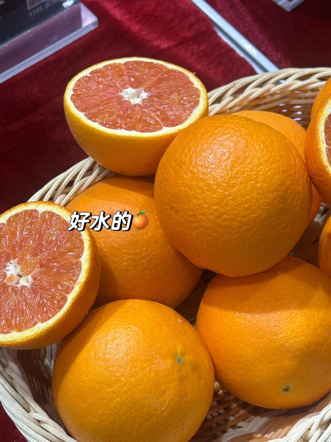 01女生参加各大展会建联渠道