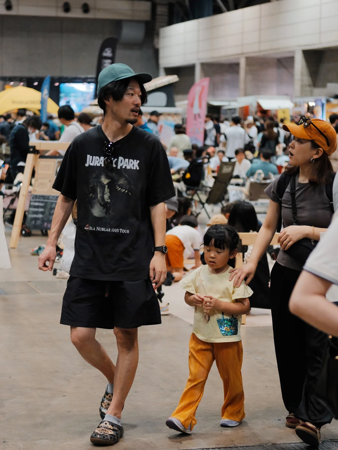 在日本顶尖户外展会上，大家都穿什么？