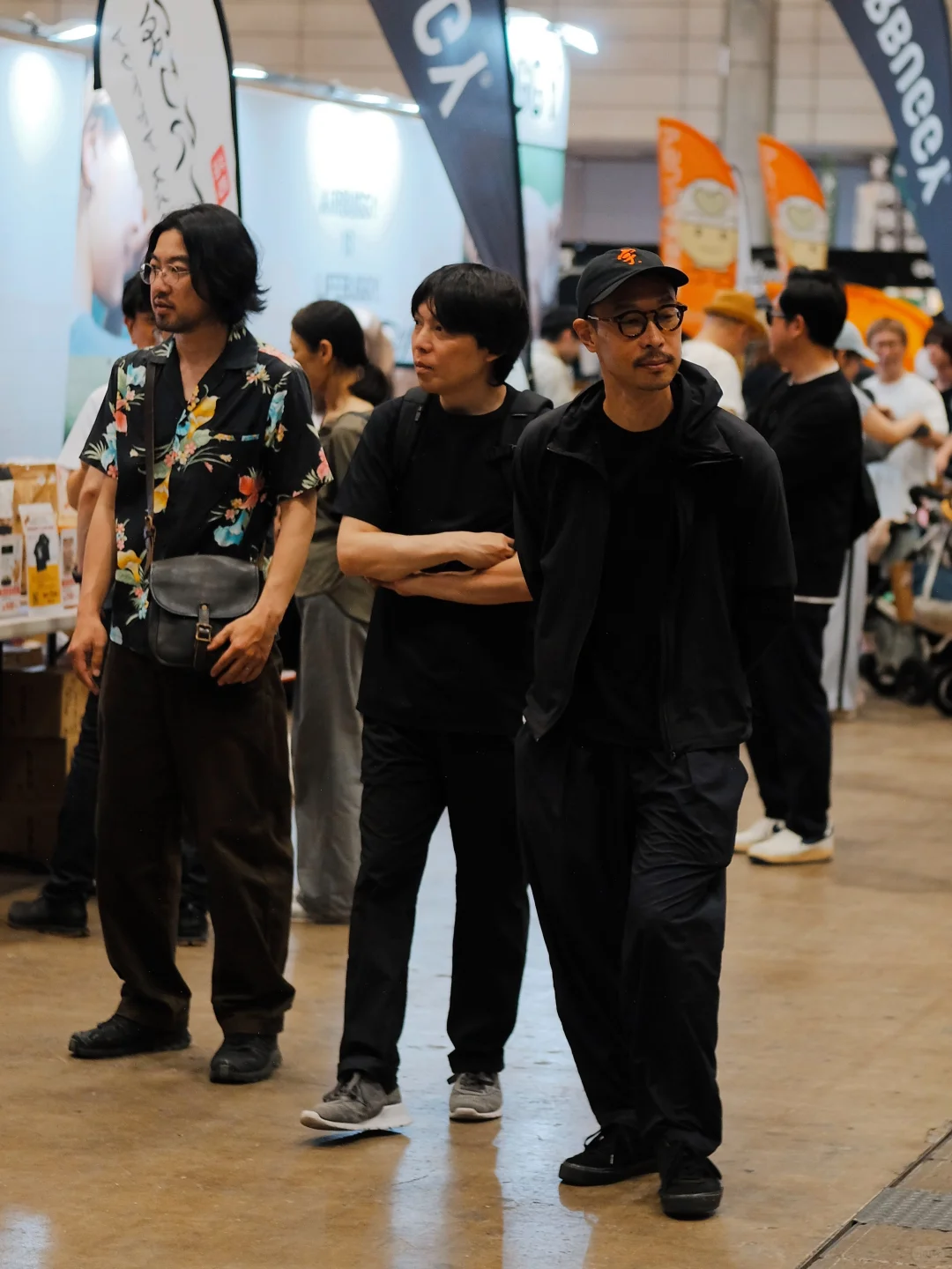 在日本顶尖户外展会上，大家都穿什么？