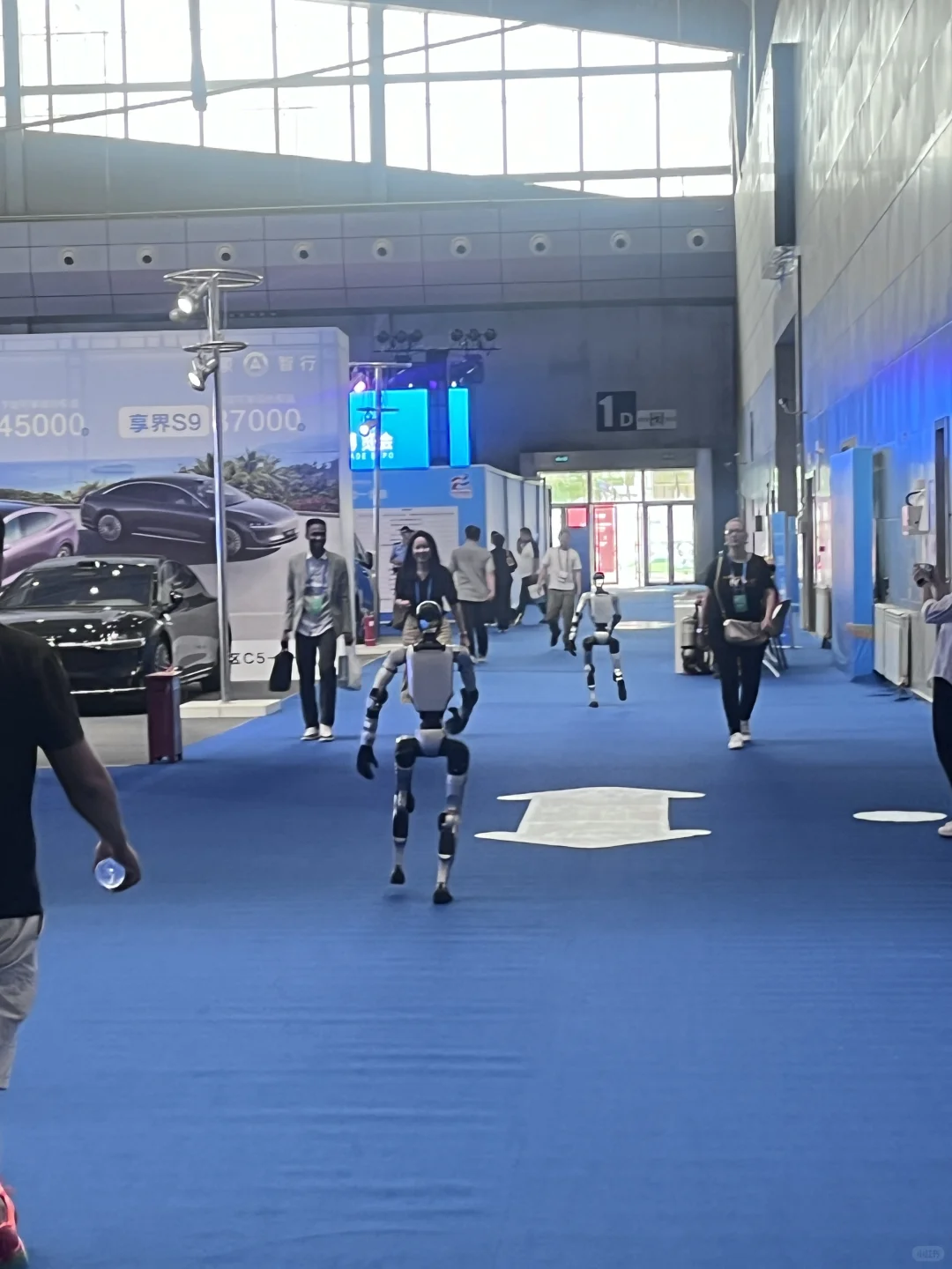 亚欧博览会 ?模特～