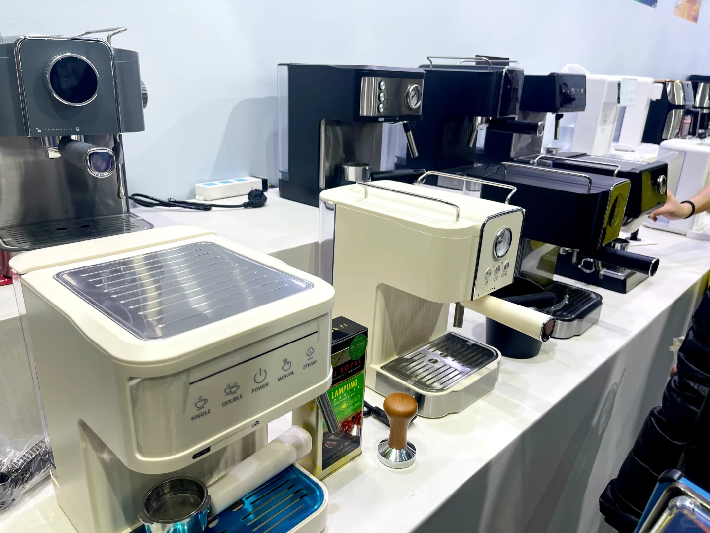 CHWE出海跨境 现场真的逛不过来