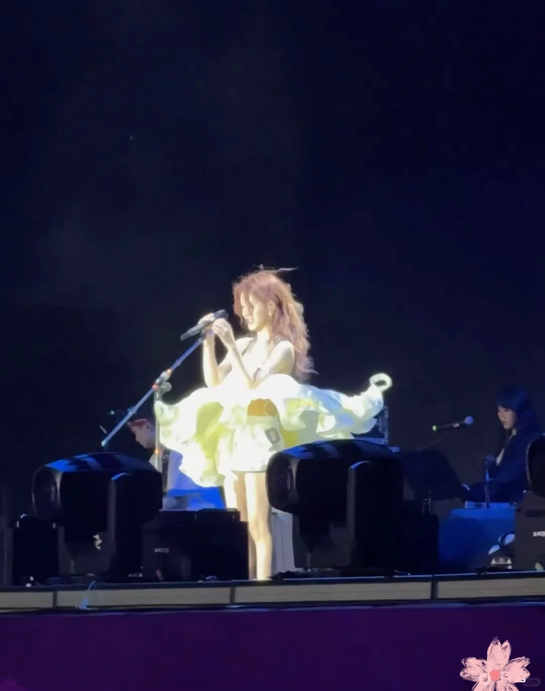 美神降临！花苞裤也会一起安排做出来哦！