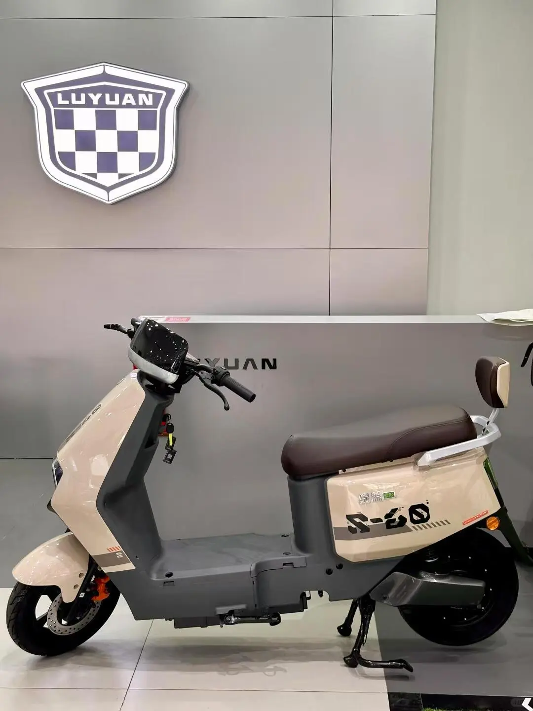 绿源s60，原价3580，关注=团购价2799!