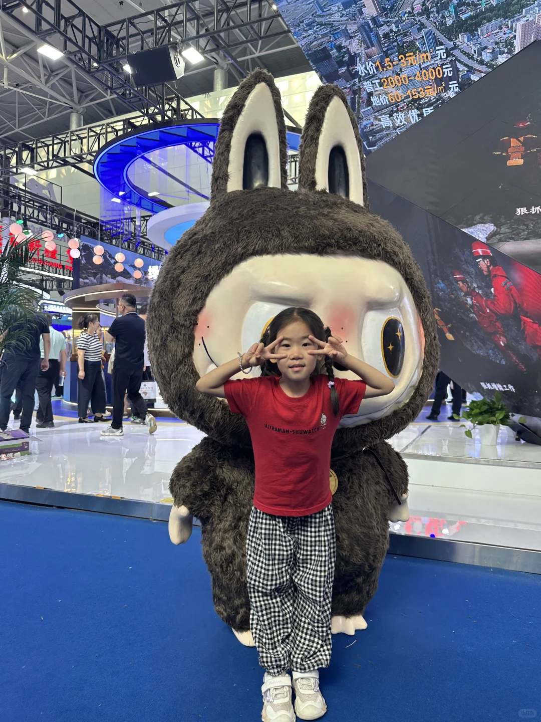 LABUBU｜这“泼天富贵”也算是让崽接上了