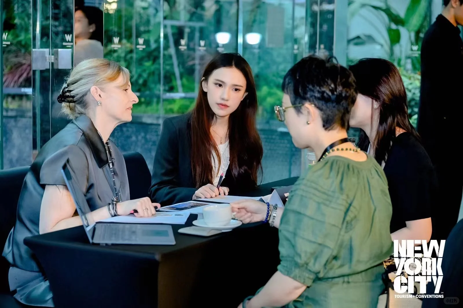 ?新手小白如何接到展会翻译单？超实用攻略！