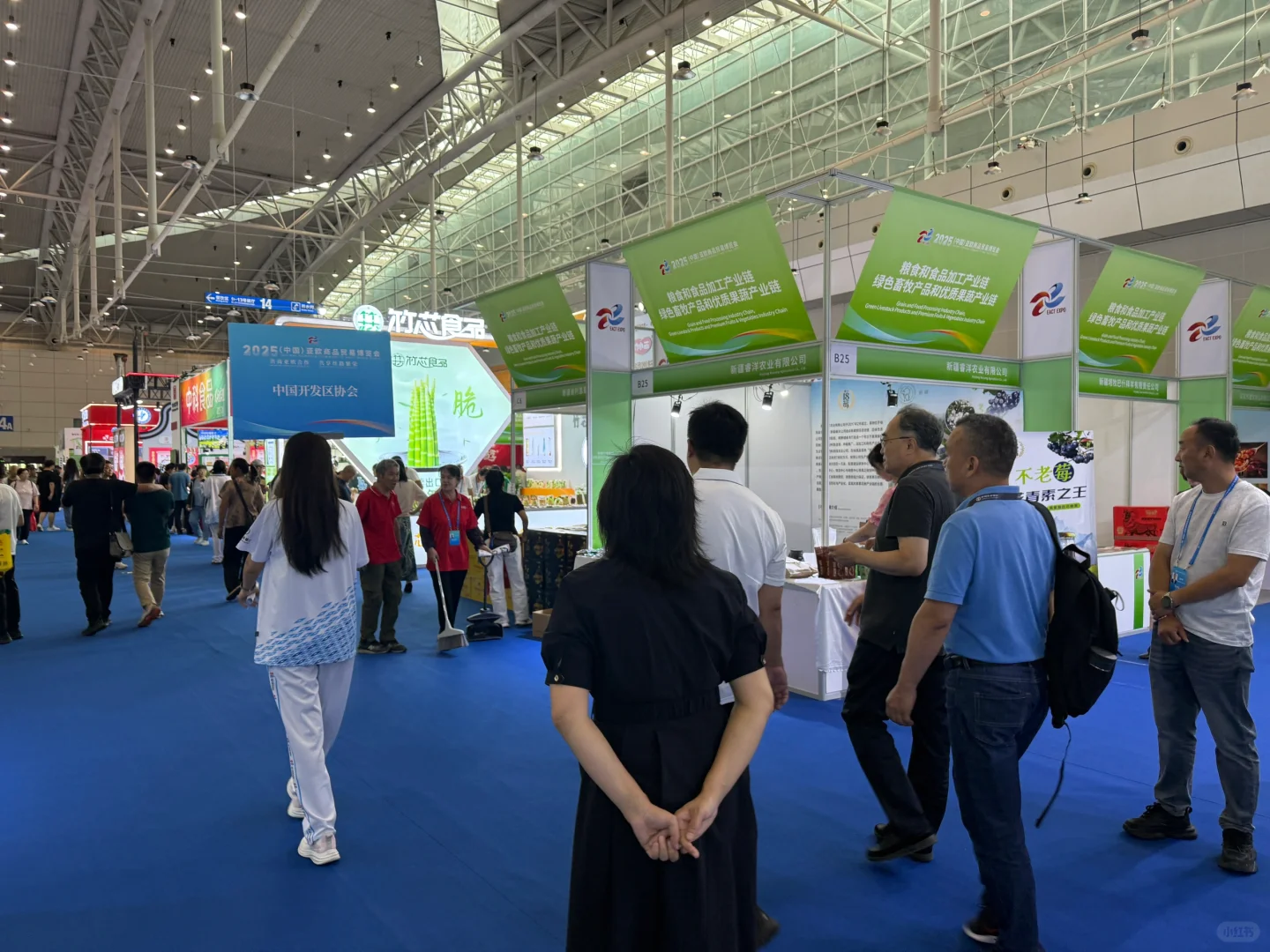 亚欧商品贸易博览会志愿者日常