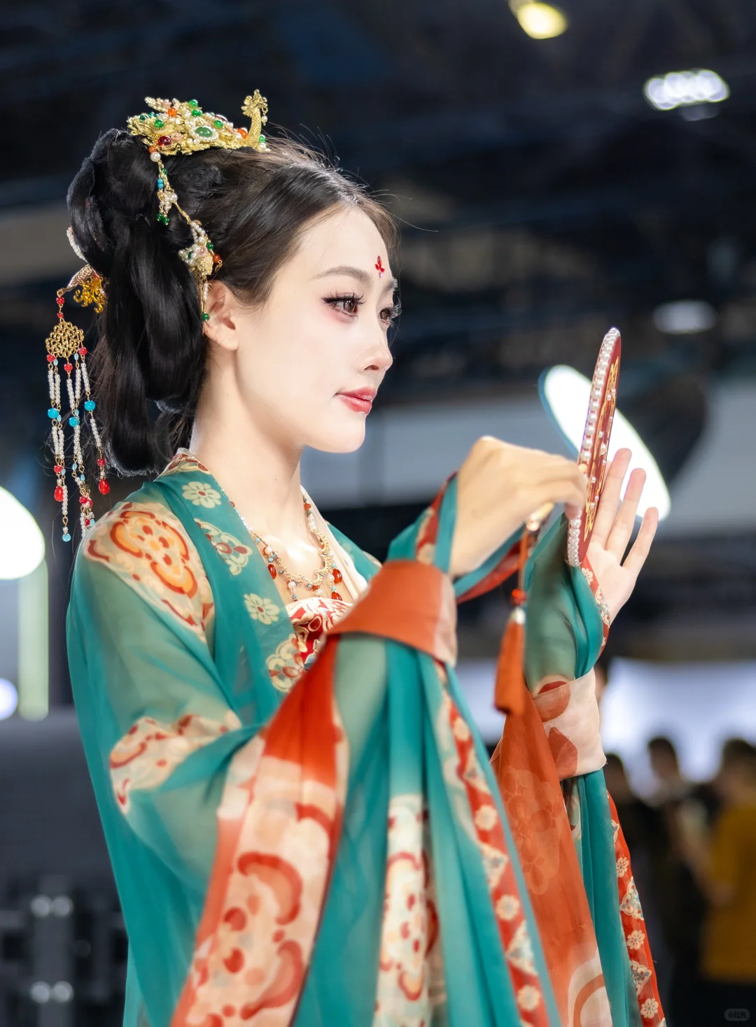 2025国际影像器材博览会上的模特们