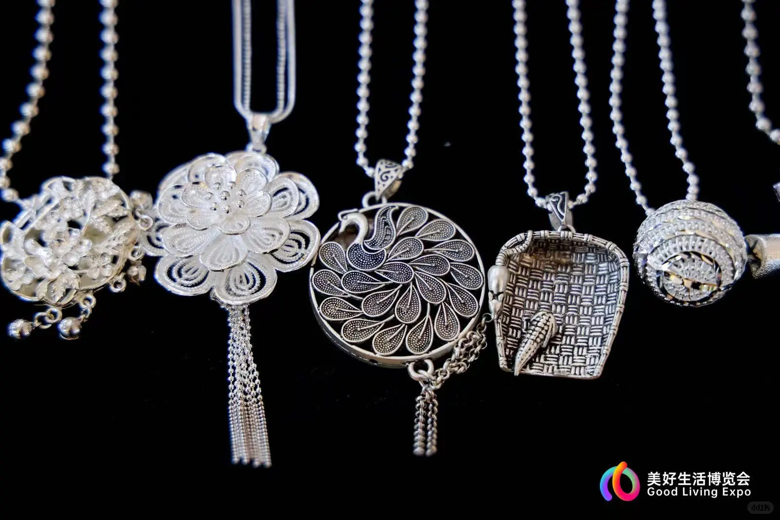 现在！立刻！马上！冲向北京展览馆！