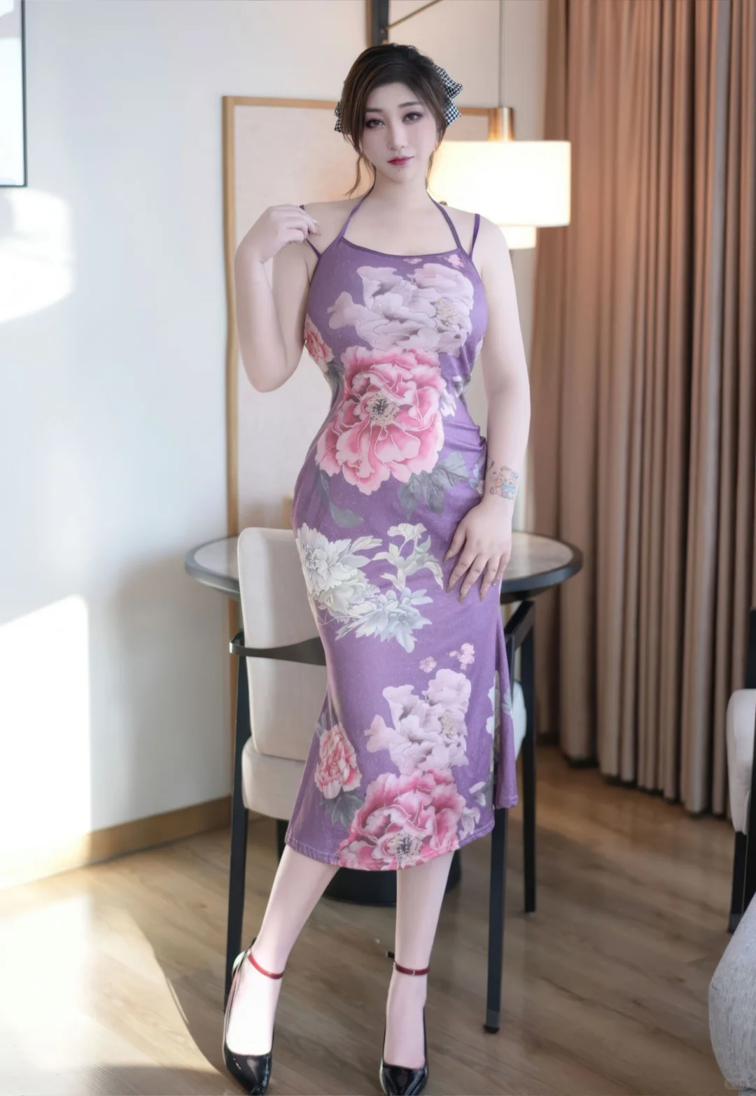 秀机构，身材第一，妲己