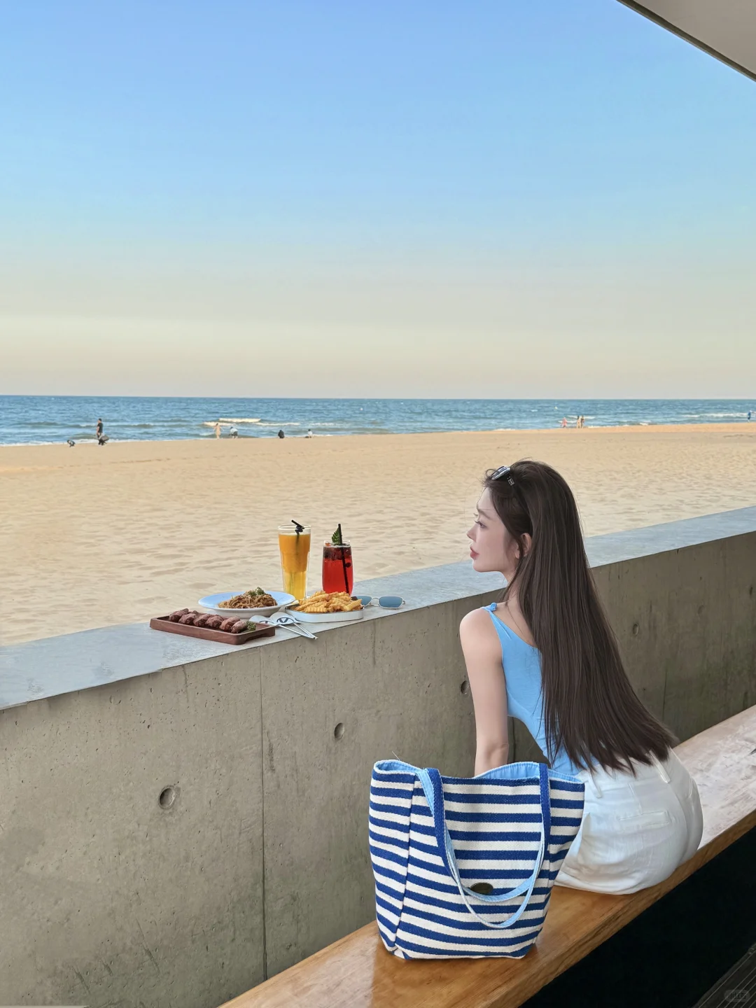 看海的海边女孩? ??????阿那亚