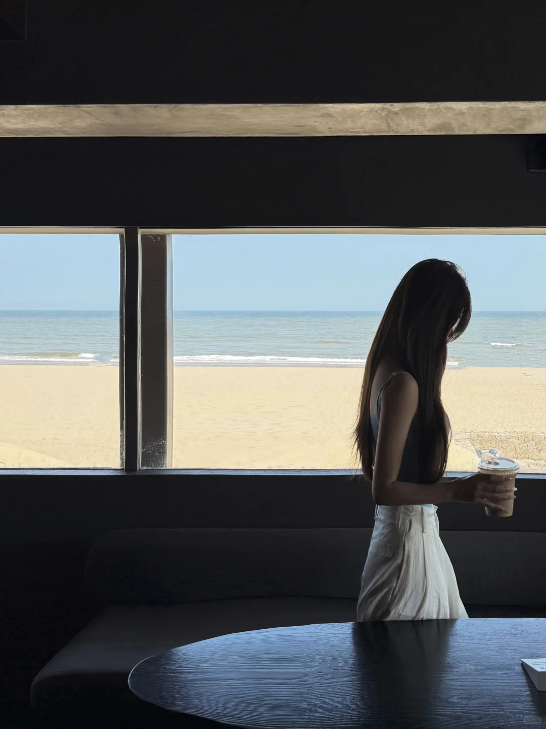 看海的海边女孩? ??????阿那亚