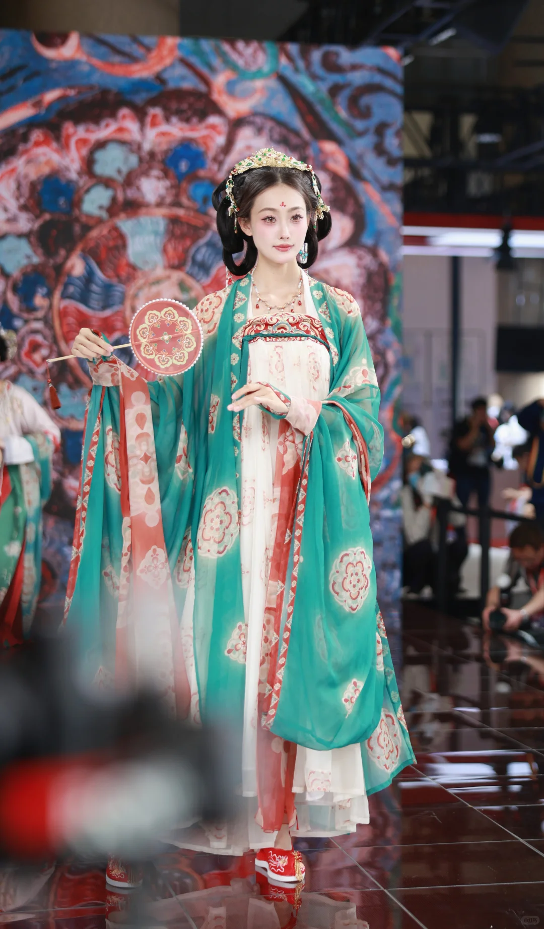 2025国际影像器材博览会上的模特们