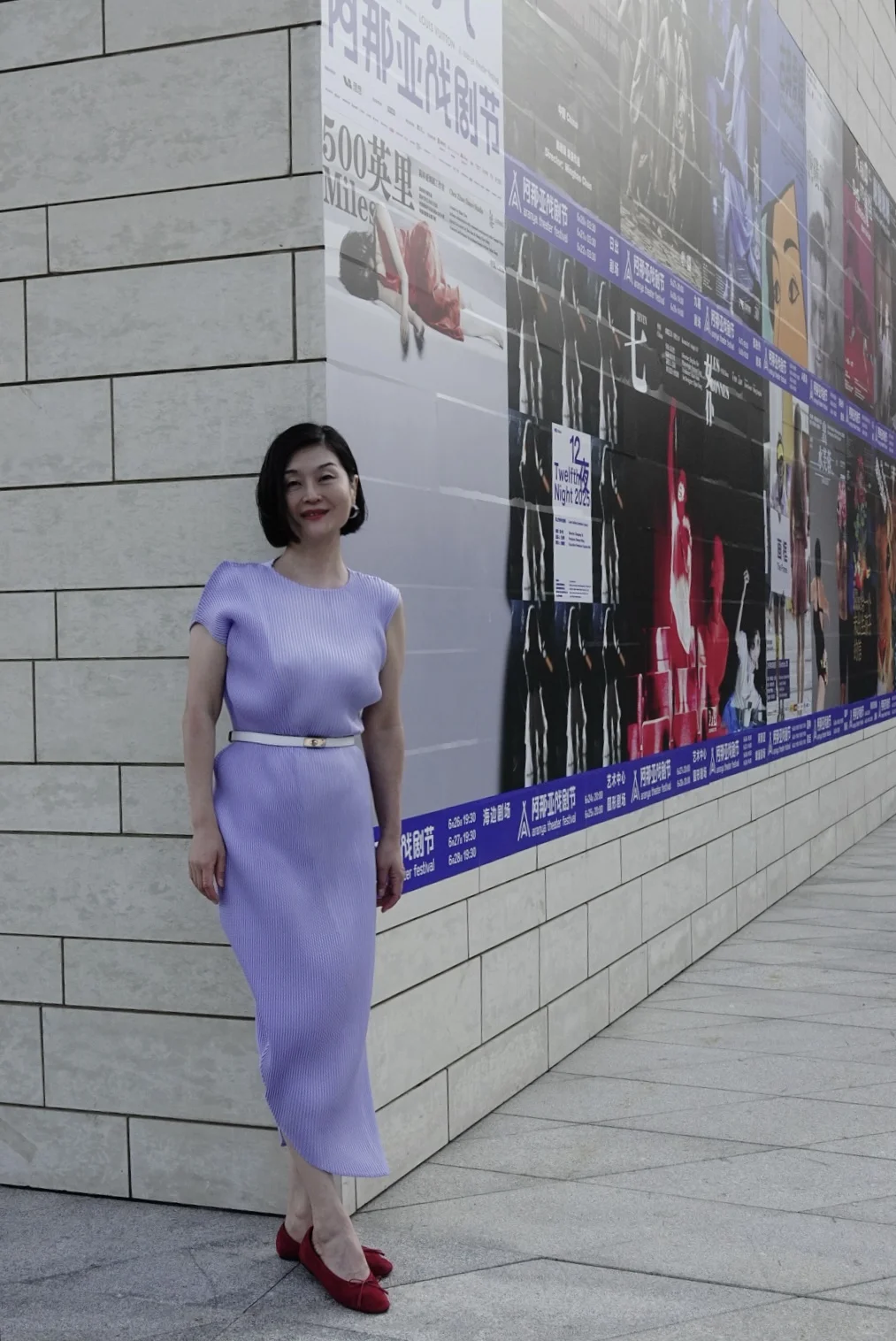 55岁的我在海边时穿了什么-第二天