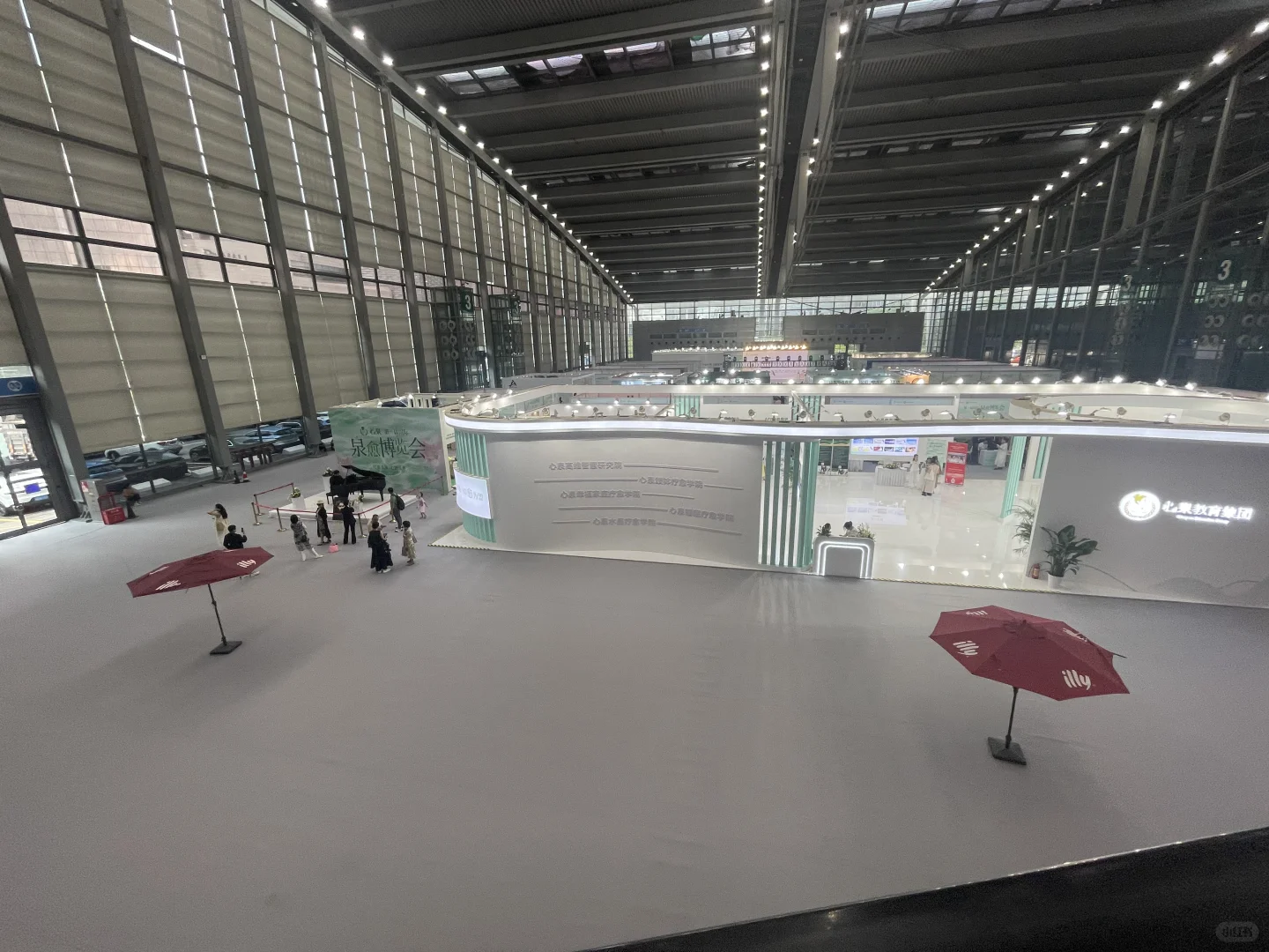 疗愈展？大型当代《除三害》现场？怀疑人生了