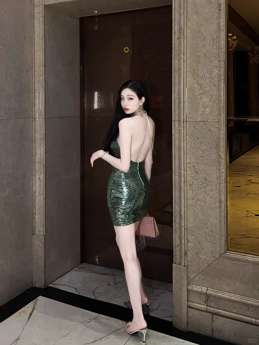 美女纠缠普通的你怎么办？