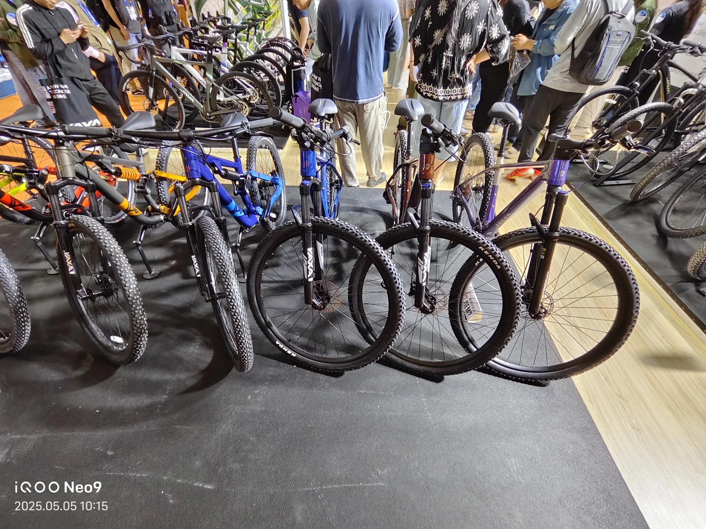 JAVA 自行车展会