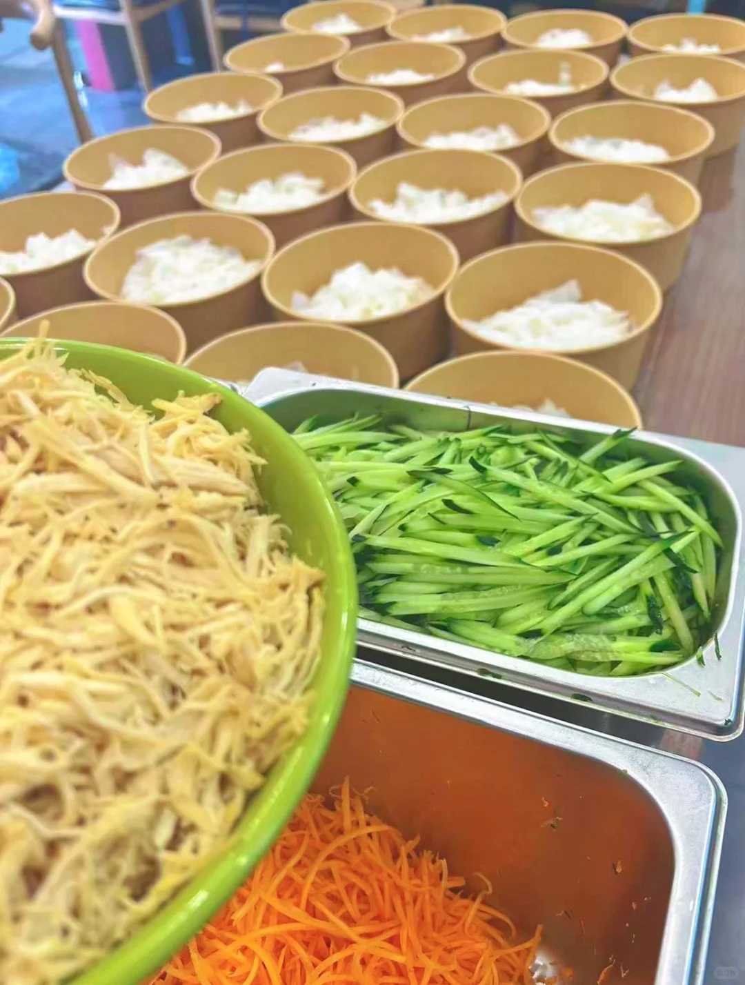 凉皮团购来喽，又是忙到脚不占地的一天