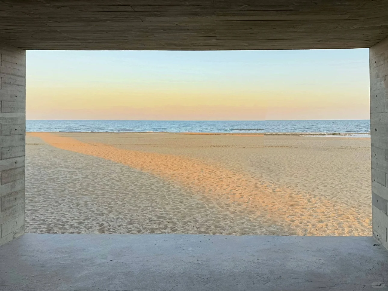 看海的海边女孩? ??????阿那亚