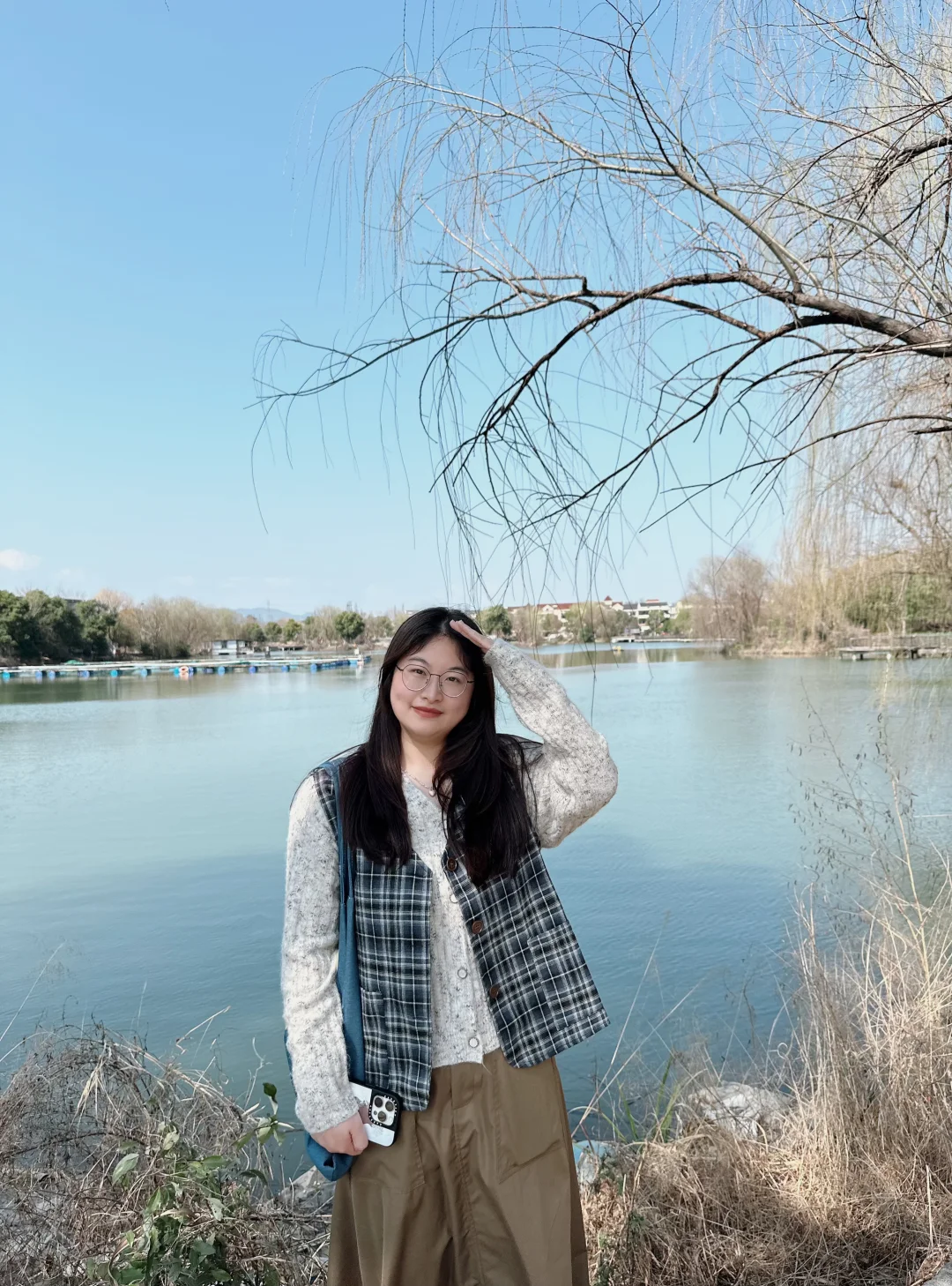 视察我司产业中??