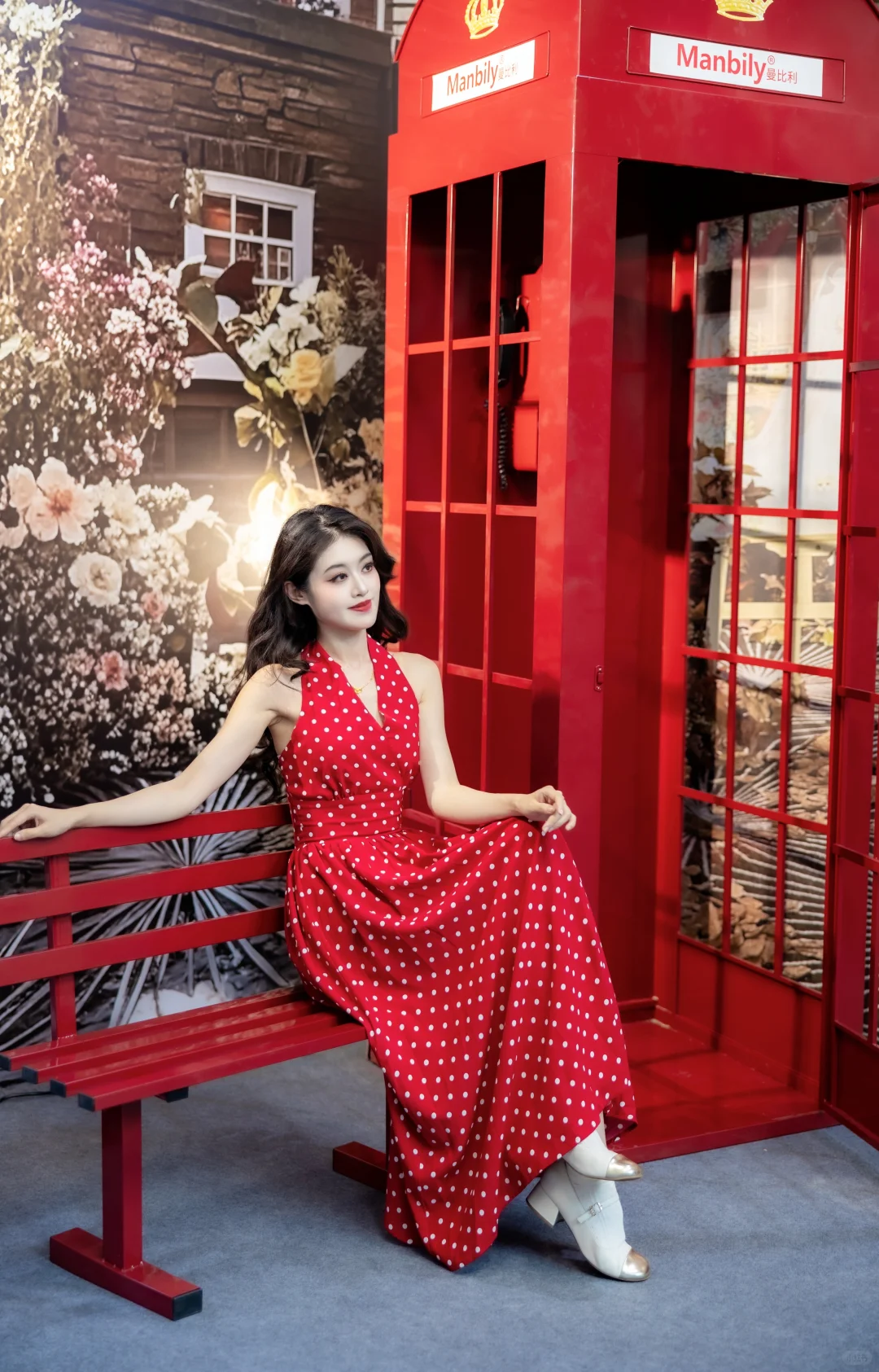 2025国际影像器材博览会上的模特们