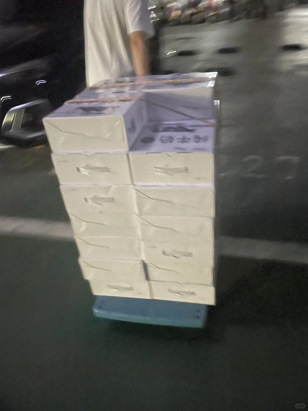 社区团购纯牛奶，团队人的live 和life?