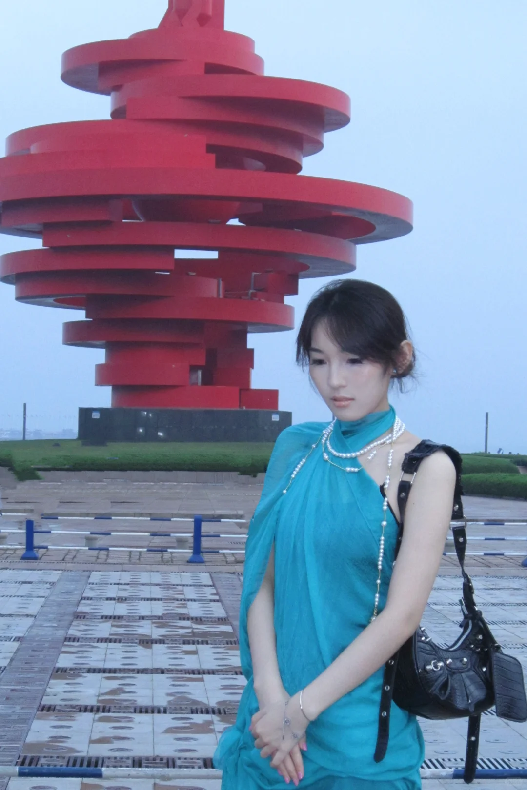 一身不到50的海边穿搭它来了